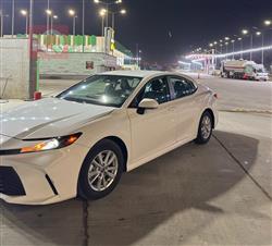 تۆیۆتا کامری